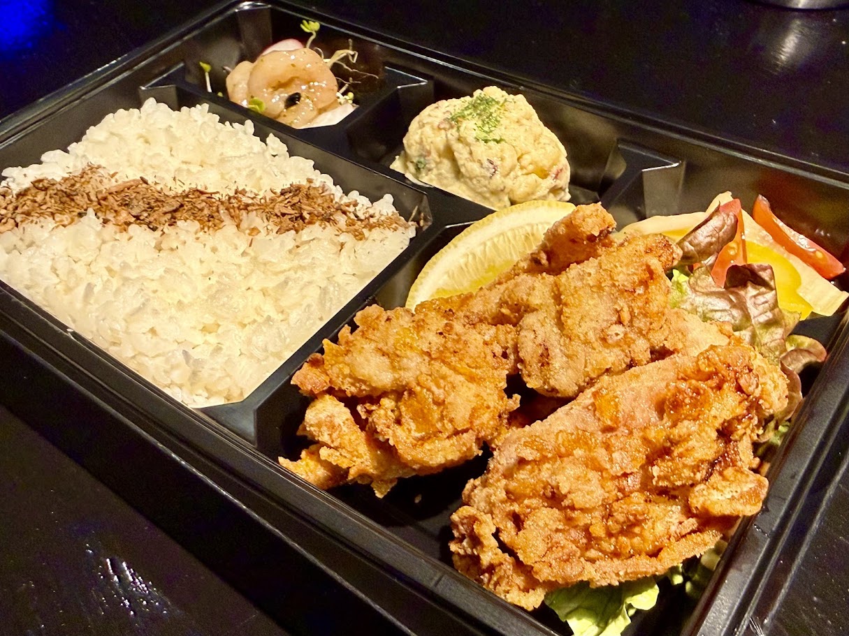 侍FAM特製サムチキ弁当